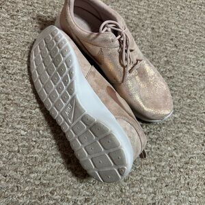 Like new Nike shoes worn once for about two hours